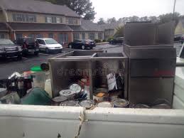 Best Construction Debris Removal  in North Manchester, IN